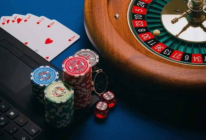 How Casinos Use Psychology to Keep You Playing